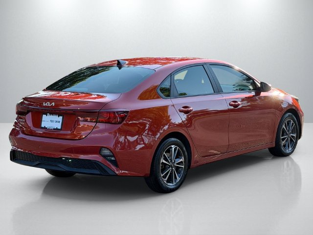 Certified 2024 Kia Forte LXS w/ LXS Technology Package FWD image 11