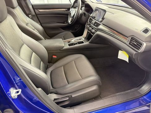 Used 2022 Honda Accord Sport image 30