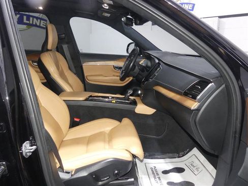 Used 2019 Volvo XC90 T6 Inscription w/ Luxury Package image 23