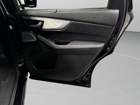 Used 2026 Acura MDX FWD w/ Technology Package image 16