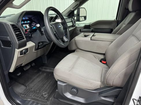 Used 2022 Ford F250 XLT AWD/4WD image 10