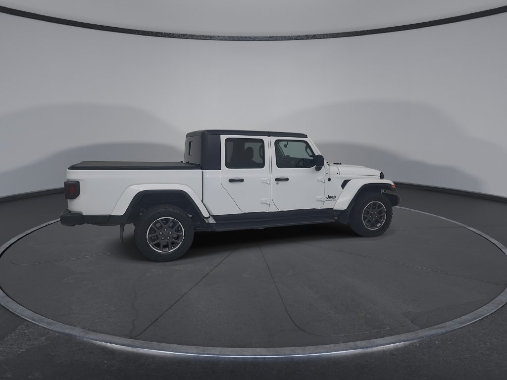 Certified 2020 Jeep Gladiator Sport AWD/4WD image 17