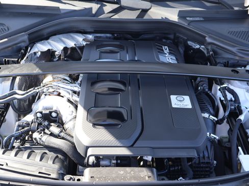 Certified 2024 Mercedes-Benz GLC 43 AMG 4MATIC image 43