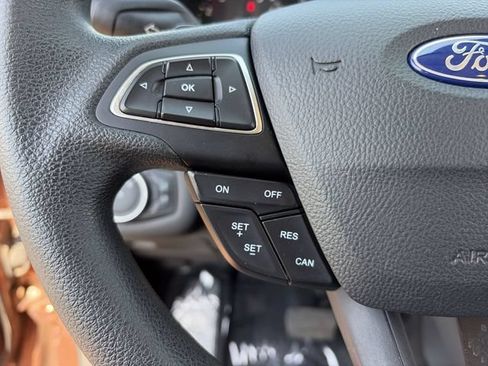 Used 2017 Ford Escape SE FWD image 22