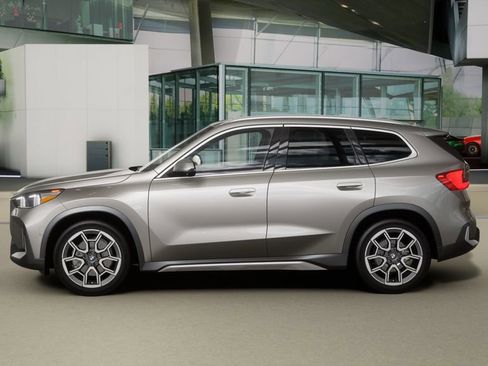 New 2026 BMW X1 xDrive28i w/ Convenience Package image 4