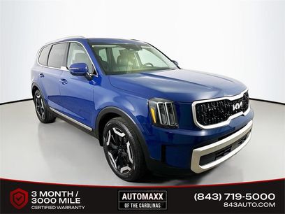 Used 2024 Kia Telluride EX w/ EX Captain's Chair Package
