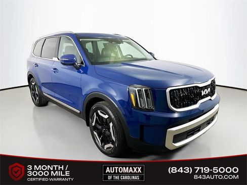 Used 2024 Kia Telluride EX w/ EX Captain's Chair Package image 1