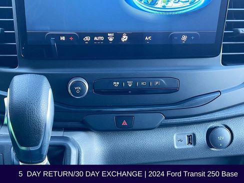 Used 2024 Ford Transit 250 148 Medium Roof image 21