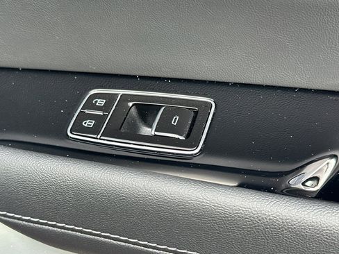 Used 2026 Cadillac Vistiq Sport w/ LPO, Floor Liner Package image 22