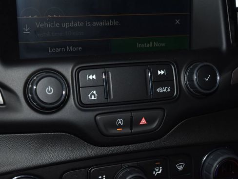 Used 2023 GMC Terrain AT4 image 16