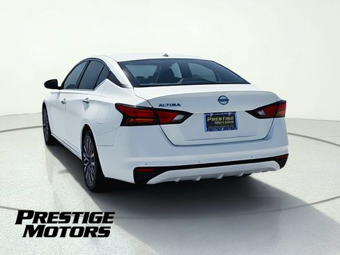 Used 2025 Nissan Altima 2.5 SV FWD image 7