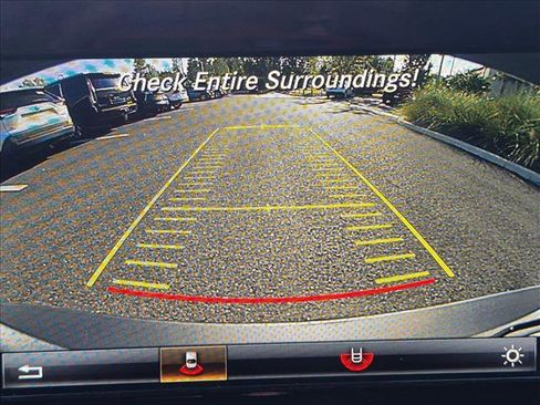Used 2016 Mercedes-Benz C 300 Sedan image 12