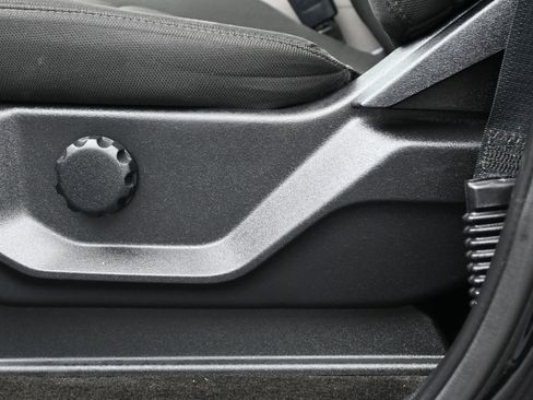 Used 2019 Ford F150 XL w/ Equipment Group 101A Mid AWD/4WD image 10