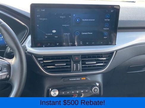 Used 2023 Ford Escape Platinum image 9