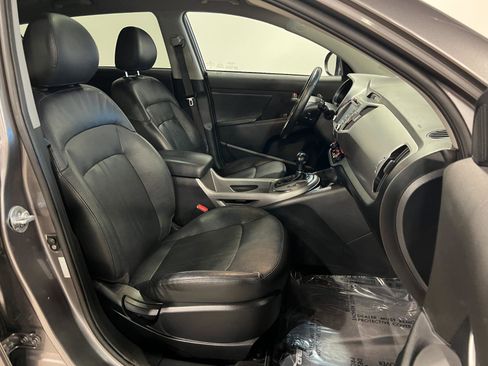 Used 2016 Kia Sportage SX image 36