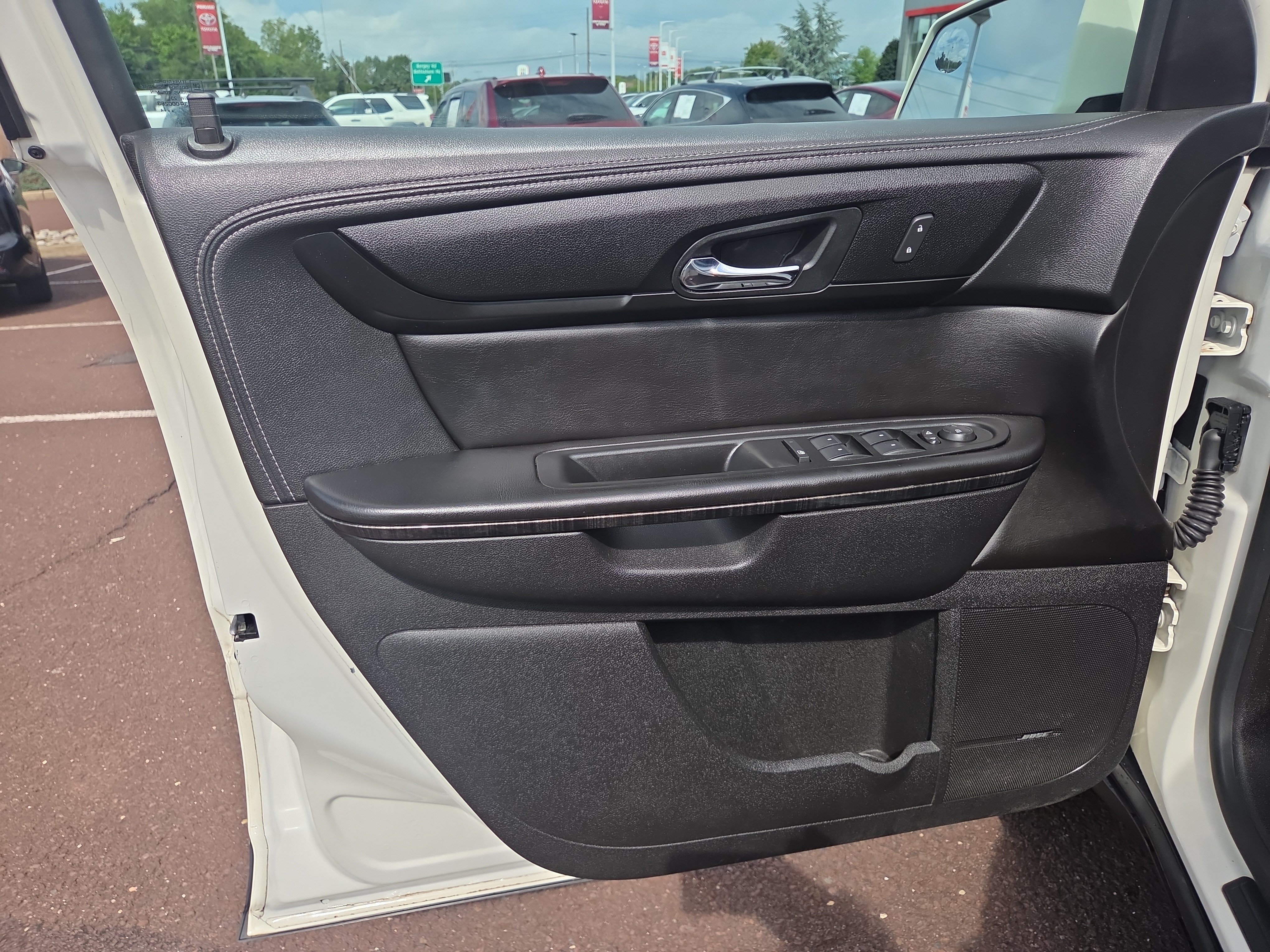 Used 2014 GMC Acadia SLT AWD/4WD image 14