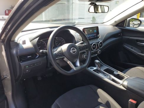 Used 2024 Nissan Sentra SV FWD image 20