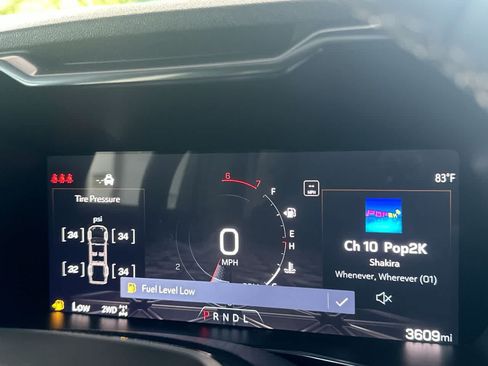 Used 2026 GMC Canyon AT4 w/ Technology Plus Package AWD/4WD image 16