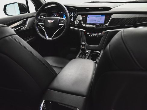 Used 2021 Cadillac XT6 Premium Luxury AWD/4WD image 34