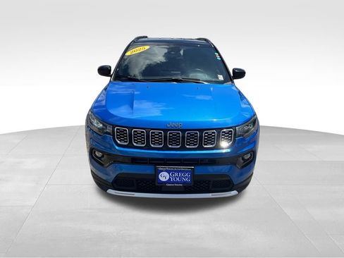 Used 2025 Jeep Compass Limited AWD/4WD image 10