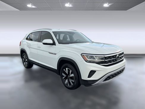 Used 2020 Volkswagen Atlas Cross Sport SE FWD image 6
