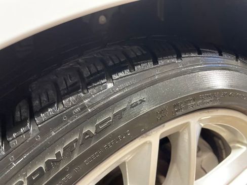 Used 2024 Audi A4 2.0T Premium Plus image 10