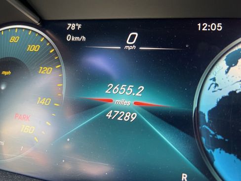 Used 2021 Mercedes-Benz GLC 300 image 9