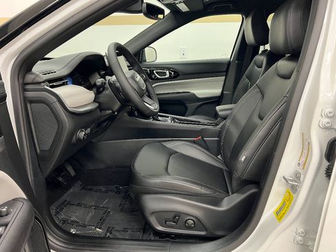New 2026 Jeep Compass Limited AWD/4WD image 5