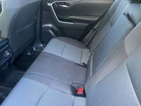 Used 2025 Toyota RAV4 XLE image 11