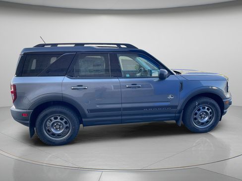 Used 2024 Ford Bronco Sport Outer Banks AWD/4WD image 12