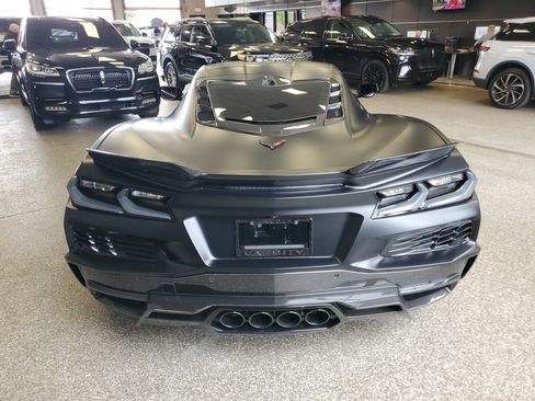Used 2024 Chevrolet Corvette Z06 w/ Stealth Interior Trim Package RWD image 5
