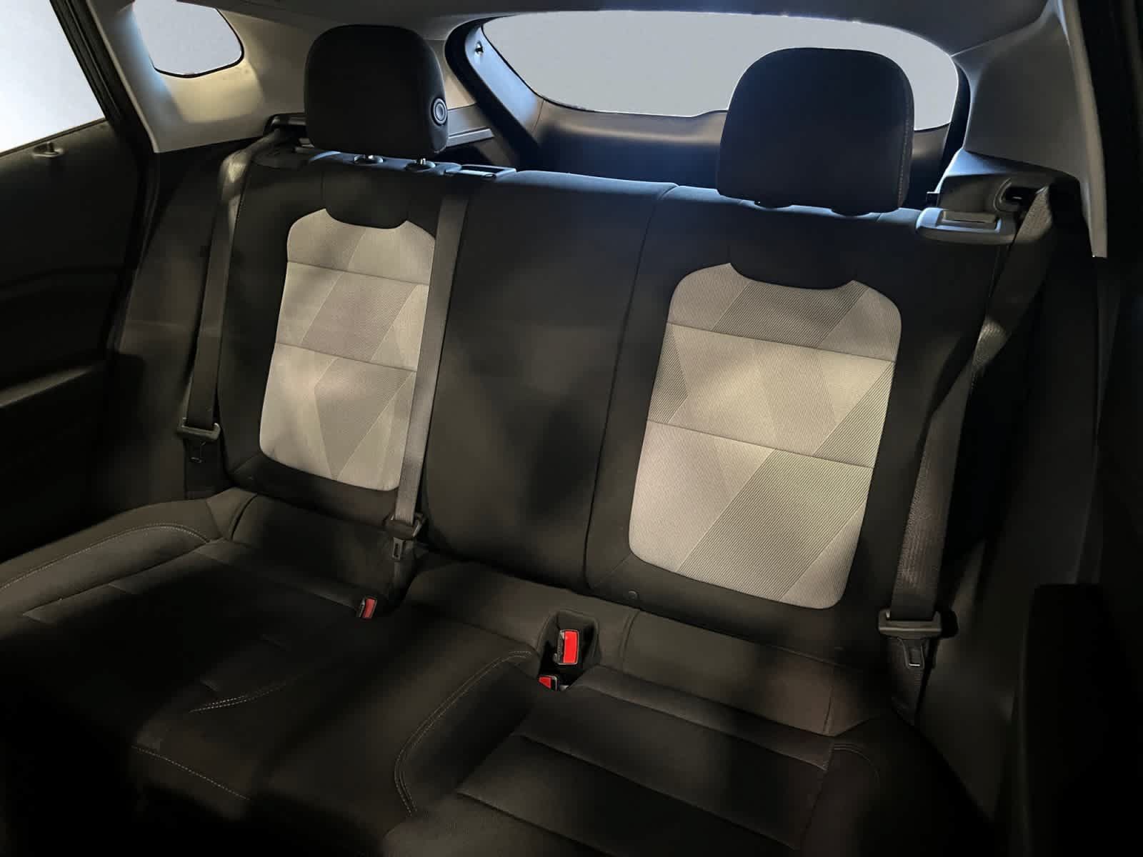 Used 2025 Chevrolet Trax LS FWD image 18