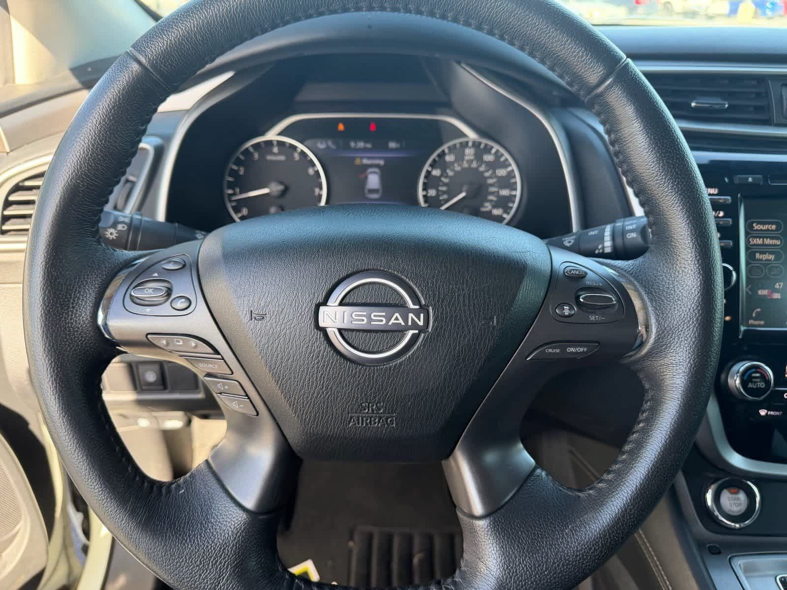 Used 2023 Nissan Murano SV FWD image 7
