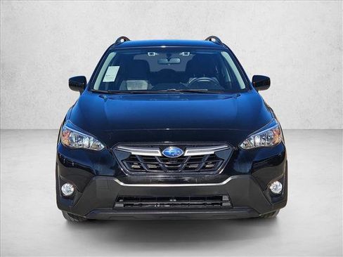 Used 2021 Subaru Crosstrek 2.0i Premium image 2
