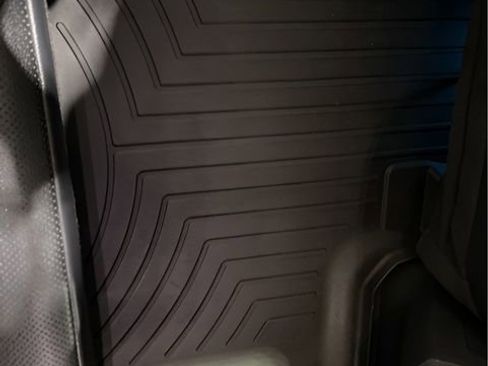 Used 2024 Ford F250 Lariat w/ Sport Appearance Package image 27