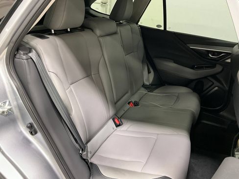 Used 2025 Subaru Outback Limited AWD/4WD image 24
