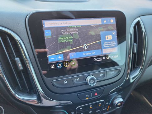 Used 2022 Chevrolet Equinox RS w/ RS Leather Package image 25