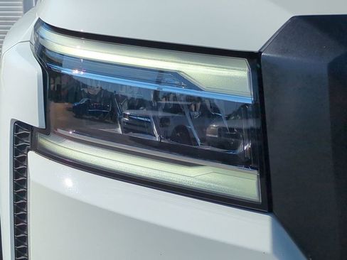 Certified 2024 Nissan Frontier PRO-4X w/ Off-Road Protection Package image 10