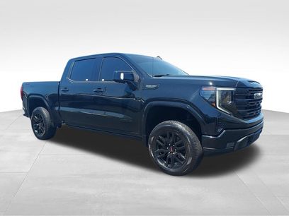 Used 2022 GMC Sierra 1500 Elevation w/ Elevation Premium Package