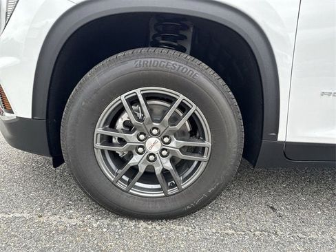 New 2025 GMC Acadia Elevation image 33