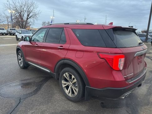 Used 2020 Ford Explorer Platinum w/ Premium Technology Package image 6