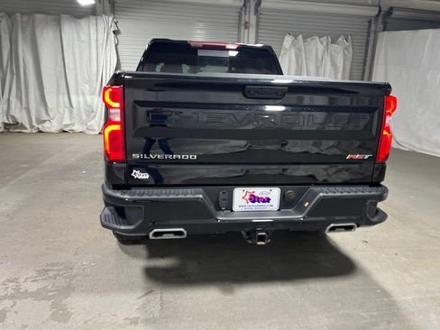 Used 2025 Chevrolet Silverado 1500 RST w/ LPO, Utility Wall Package AWD/4WD image 6