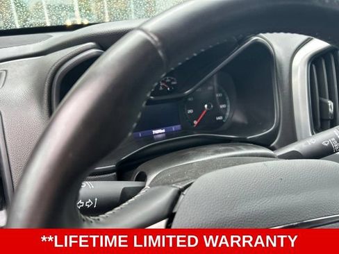 Used 2020 GMC Canyon SLE w/ Elevation Edition RWD image 3