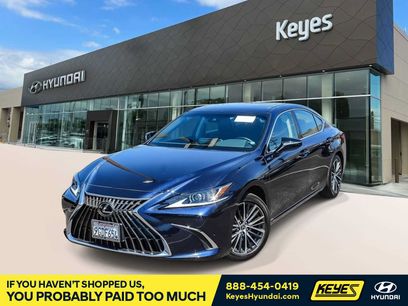 Used 2023 Lexus ES 300h w/ Premium Package