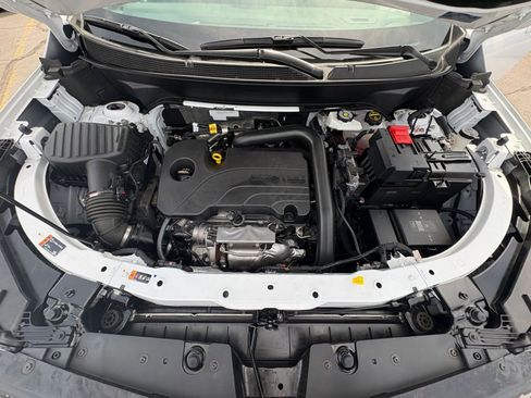 Used 2025 Chevrolet Equinox LT image 33