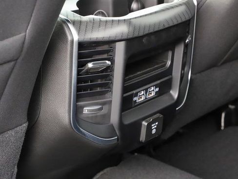 New 2026 RAM 2500 Big Horn AWD/4WD image 20