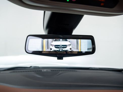 Used 2019 Buick Enclave Avenir w/ Avenir Technology Package image 24