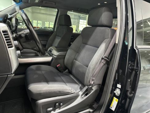 Used 2017 Chevrolet Silverado 1500 LT w/ LT Fleet Plus Package AWD/4WD image 5