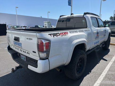 Used 2021 Toyota Tacoma TRD Sport AWD/4WD image 5