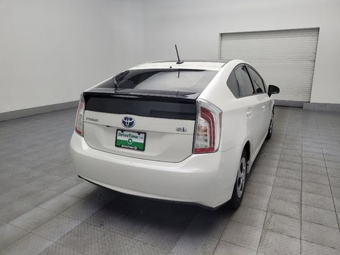 Used 2015 Toyota Prius Five image 9
